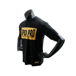 Super Pro T-shirt Block Logo Zwart -Fightstyle Super Pro T shirt Block Logo Zwart zijkant schuin links